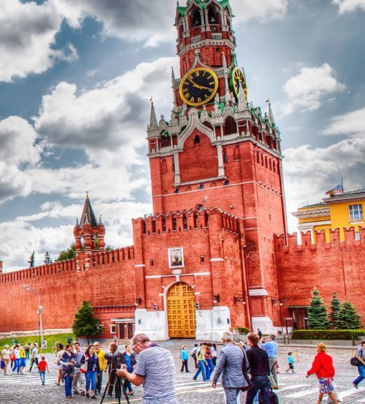 دراسة اللغة الروسية في روسيا